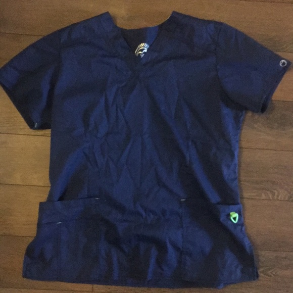 Scrub top - Picture 2 of 2